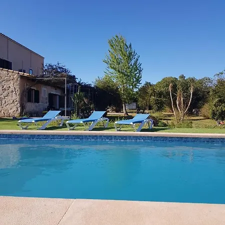 Finca Holisa Holiday home *